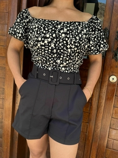 SHORTS ALFAIATARIA na internet