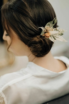 Grinalda / Acessório de cabelo Personalizado - Bianca Pomini Floral Design