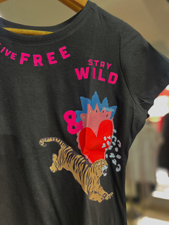 remera estampada - comprar online