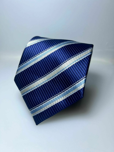 Gravata Retrô – Largura de 8 a 10 cm | Estilo Clássico com Personalidade