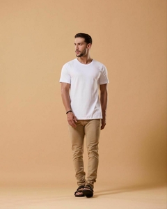 CAMISETA GOLA CARECA