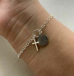 Pulseira de Prata Pai Nosso e Cruz.