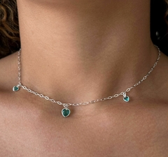 COLAR CHOCKER DE PRATA CORAÇÕES VERDE