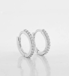 BRINCO DE PRATA ARGOLA CLICK CRAVEJADO ZIRCONIAS