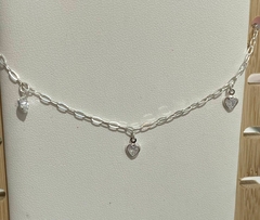 TORNOZELEIRA DE PRATA CORAÇÕES ZIRCONIA