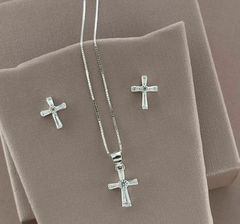 CONJUNTO DE PRATA BRINCO E PINGENTE CRUZ CRAVEJADA