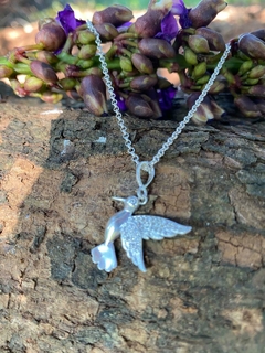 COLAR CHOKER DE PRATA BEIJA-FLOR CRAVEJADO