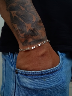 Pulseira masculina cartier/cadeado 4mm