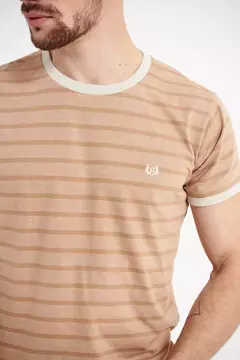 REMERA STREAP RAYADA - Velosanto.ramos