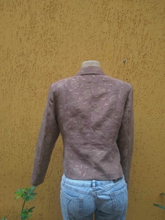 Blazer Bege Rosado com Estampa Floral e Detalhes em Vermelho Tamanho: M - loja online