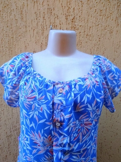 Blusa Feminina Boho Floral Azul e Branco - Tamanho M - Tio Apu Store