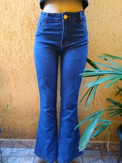 Calça Jeans Flare Cintura Alta Feminina - Tamanho 44 na internet