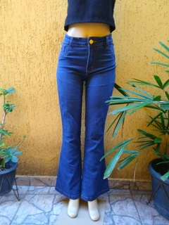 Calça Jeans Flare Cintura Alta Feminina - Tamanho 44 - comprar online