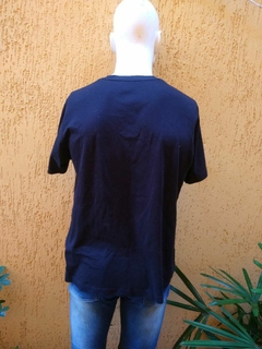 Camiseta Preta com Estampa Versace - Tamanho G
