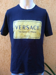 Camiseta Preta com Estampa Versace - Tamanho G na internet