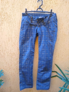Calça Jeans Xadrez Azul e Amarelo - Tamanho 38 na internet