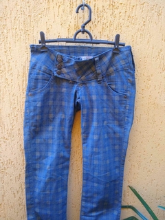 Calça Jeans Xadrez Azul e Amarelo - Tamanho 38 - Tio Apu Store