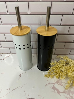 Cepillo de baño con guardado