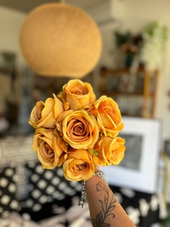 Ramo de rosas.