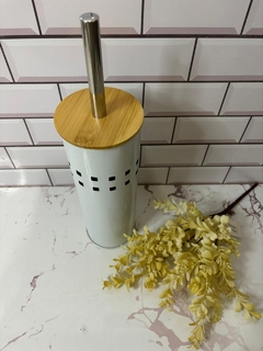 Cepillo de baño con guardado - PuntoP Home y Deco