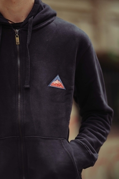 CAMPERA CANGURO - TRES ANGULOS - comprar online
