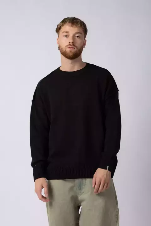 Sweater Over Zuri Negro