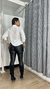 Camisa com detalhes de strass na internet