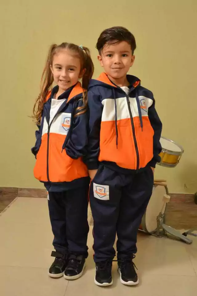 Campera de algodón de Instituto Aires Del Sur