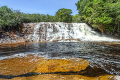  A Cachoeira de Iracema, localizada em Presidente Figueiredo, é uma das mais belas e emblemáticas quedas d'água da região amazônica. Com suas águas límpidas e cristalinas, a cachoeira desce em uma série de quedas, formando uma paisagem deslumbrante que en