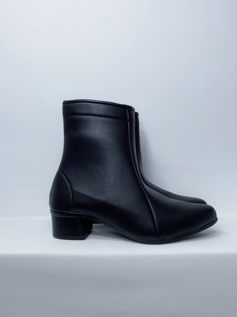 Bota Helena