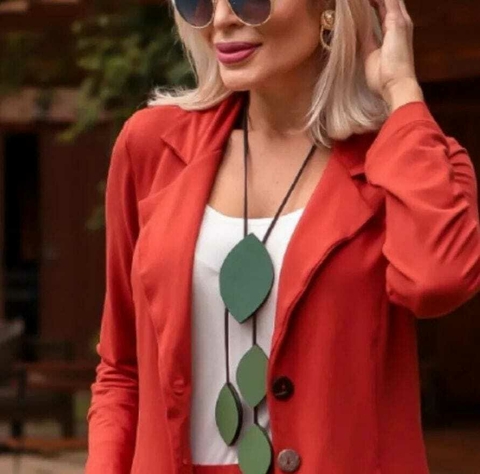 Colar em MDF Encanto