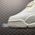 Air Jordan 4 Metallic Gold na internet