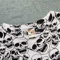 Camiseta Fullprint Caveiras - NoName Recycle