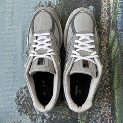 Tênis New Balance 990v5 Tam 42 na internet