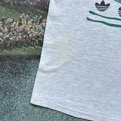 Camiseta Vintage Adidas na internet