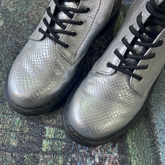 Bota Dr Martens 1460J Tam 34 - NoName Recycle