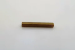 Entremeio - Tubo quadrado 3x25mm - 52 gramas