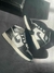 Jordan 1 Negra/Blanca en internet