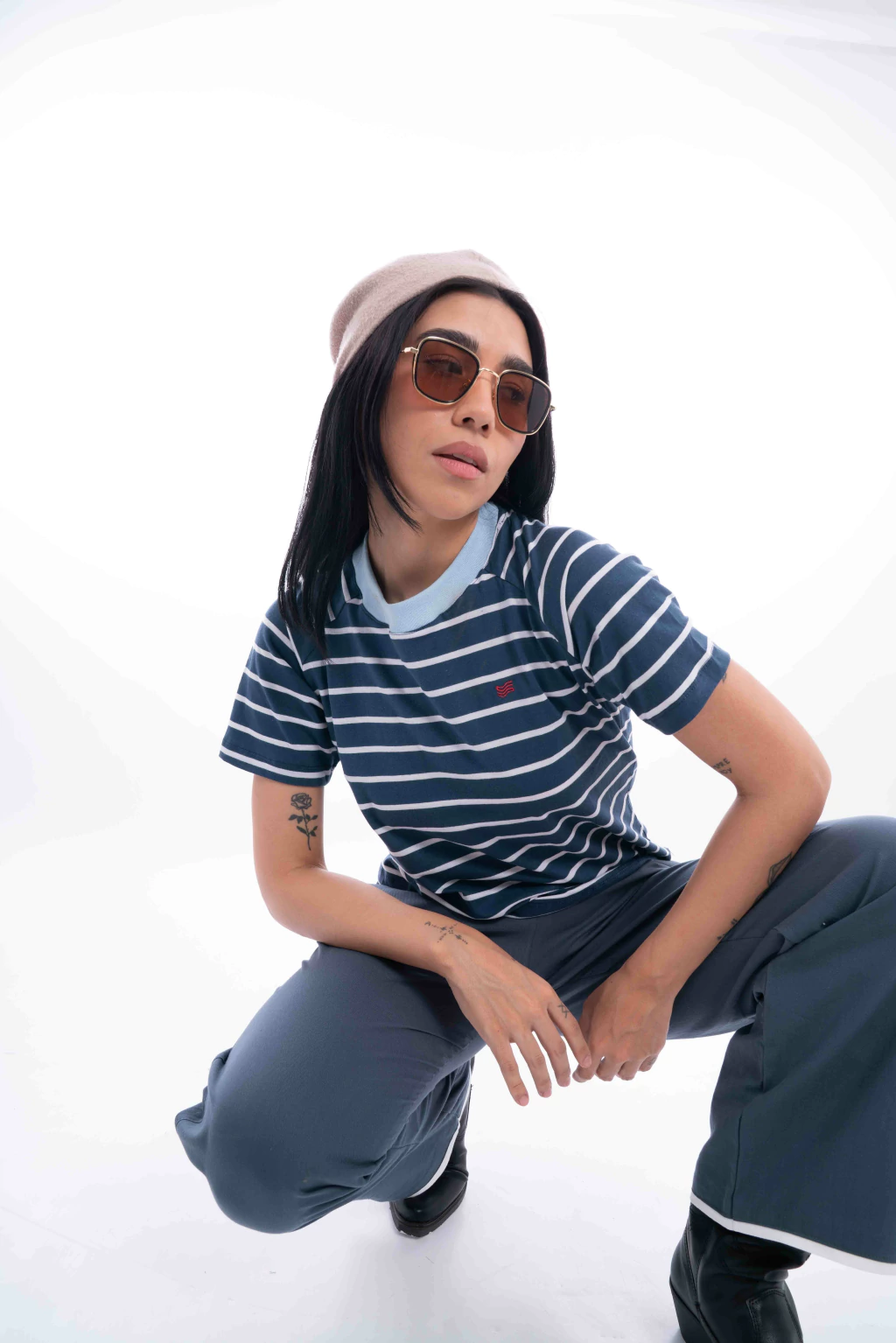 REMERA MAREA - Cuello Celeste
