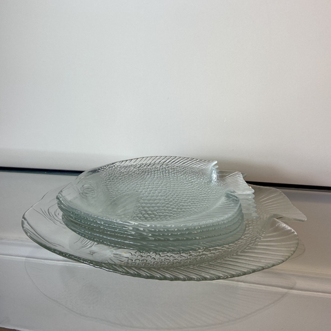 pratos em forma de peixe Arcoroc France