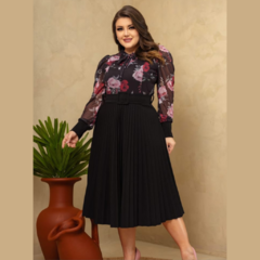 vestido midi saia prissada manga longa estampado acompanha cinto. na internet
