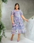 vestido midi estampado com lastex na manga e detalhe frontal. - loja online
