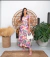 Vestido longo estampado com bortões frontais  na frente acompanha cinto no tecido malha versátil . Disponibilidade : Imediata