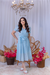 vestido midi com saia prissada e manga bufante .