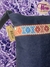 Bolso pequeño de mezclilla con bordado vertical