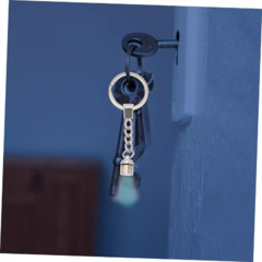 Llavero Con Luz Led Con Distintos Tonos Fiestas Regalo - Tu_tienda_onlineya