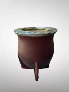 Mate camionero cuero liso borravino, virola cincelada