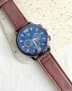 Reloj HM Derek en internet