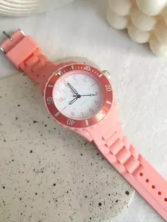 Reloj Naddy en internet