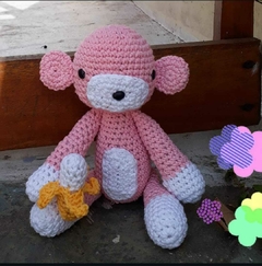Monito con banana - comprar online